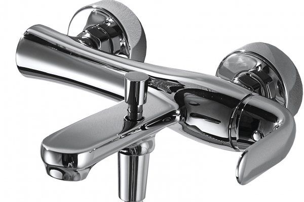 Смеситель для ванны Bravat FLOW F671105C-01