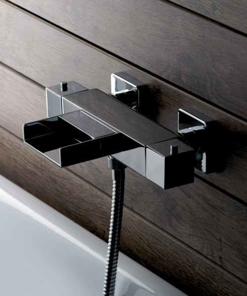 Термостат Paini Dax-R 84CR111THWFKM для ванны с душем