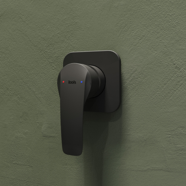 Встраиваемый смеситель с одним выходом IDDIS Ray черный матовый (RAYBL00i66)