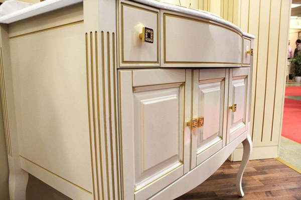 Тумба с раковиной Opadiris Лаура 100 белая с патиной, с раковиной из литьевого мрамора