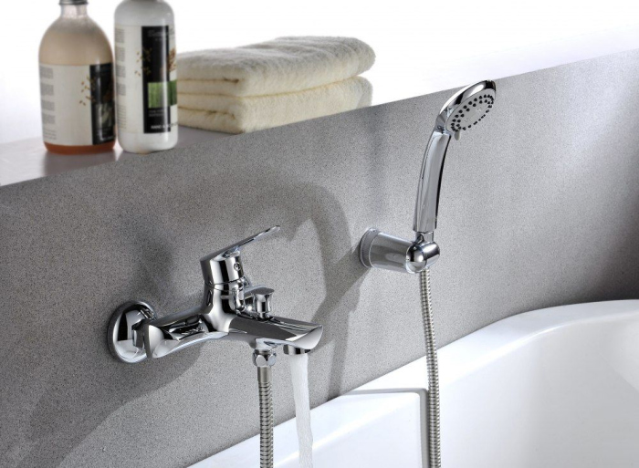 Смеситель для ванны IDDIS Custo CUSSB00i02